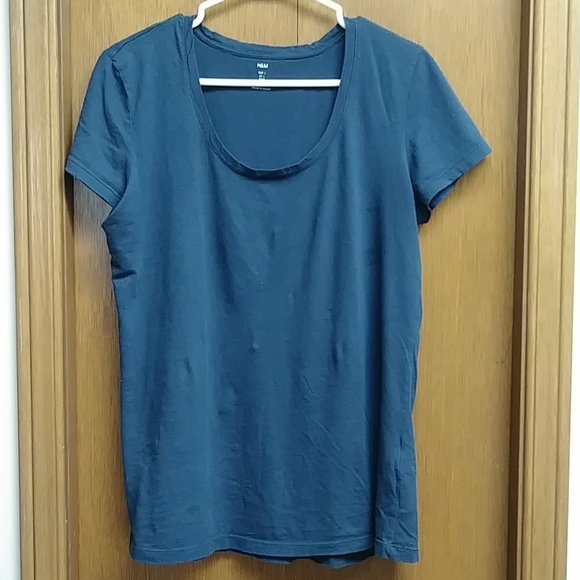 H&M Navy t-shirt👕 - Picture 1 of 6